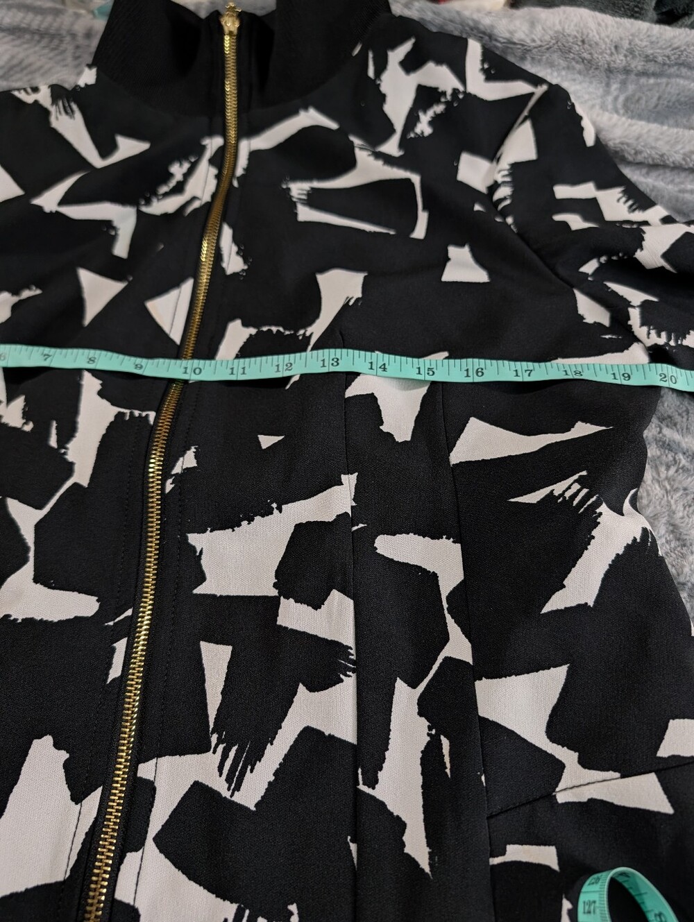 Anne Klein black and white abstract print zip-up jacket Size L - Picture 7 of 9